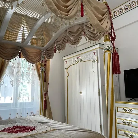 Orientale Cherazade Maison De L'eglise 3*